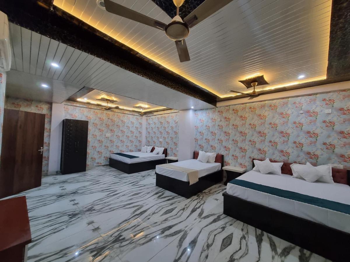 Hotel Vinayak Plaza Varanasi Ngoại thất bức ảnh