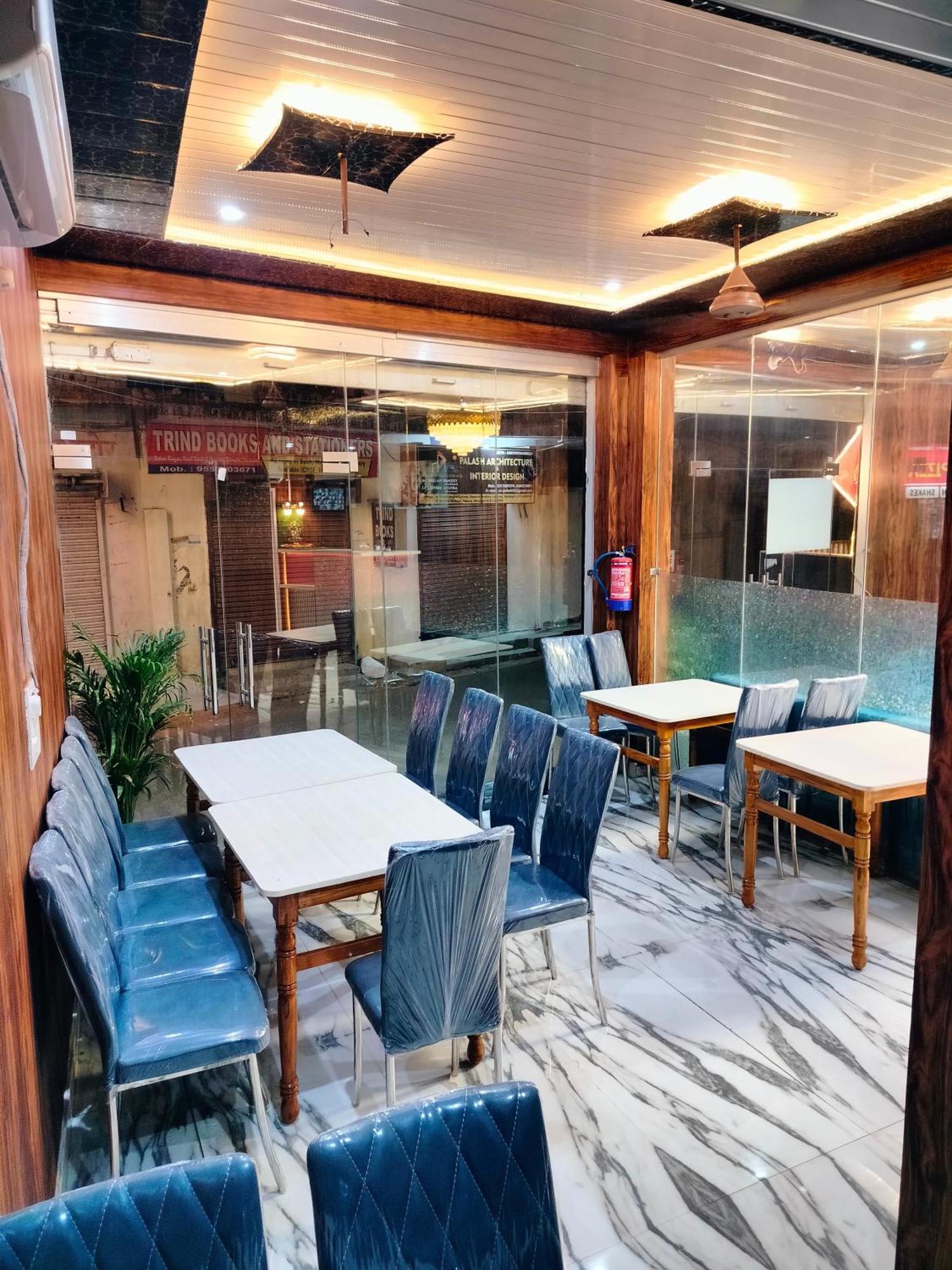 Hotel Vinayak Plaza Varanasi Ngoại thất bức ảnh