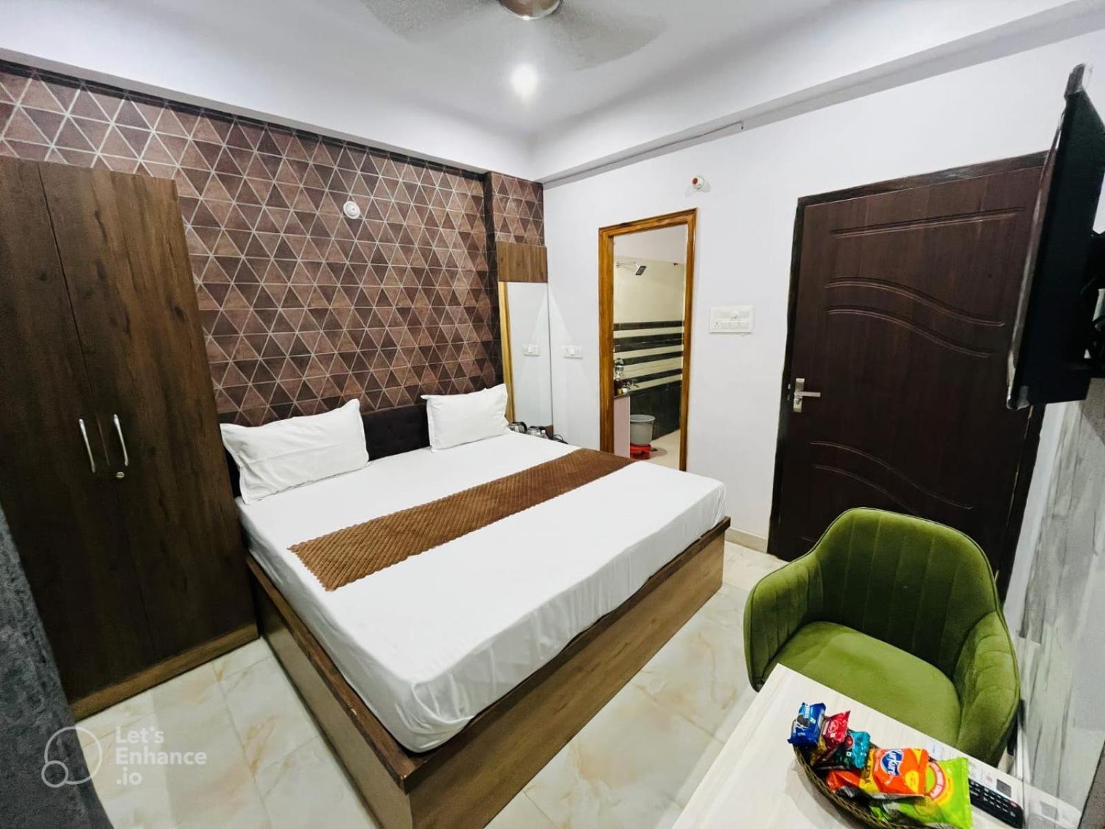 Hotel Vinayak Plaza Varanasi Ngoại thất bức ảnh